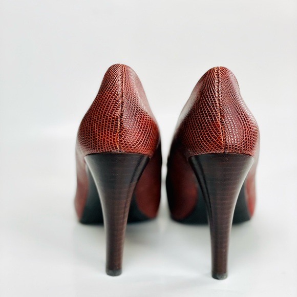 Franco Sarto Women's "Cicero" Snakeskin 4" Heeled Pumps Brown 6M US - Picture 3 of 13